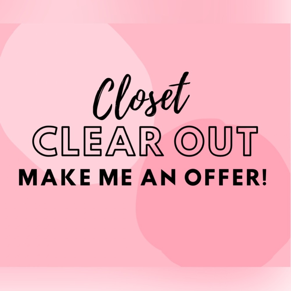 CLOSET CLEAR OUT 💜 Make an offer or bundle to save!